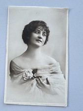 RAGAZZA PRIMI 900 VECCHIA