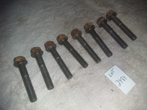 Bulloni testa cilindro motore