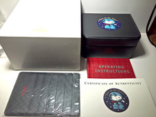 ULTRA RARE VINTAGE OMEGA SPEEDMASTER SNOOPY BOX SET TOP CONDITION GENUINE 100%