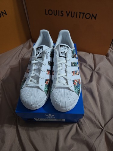 Brand new adidas - new, superstar