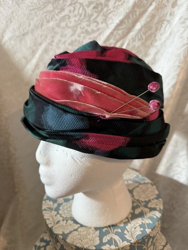 Cappello donna design vintage