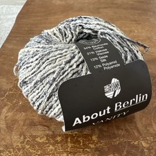 About Berlin Yak Relax Calza