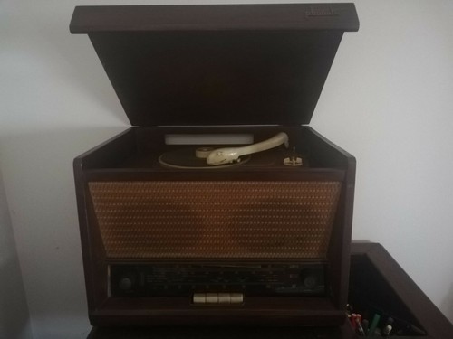 Radio con giradischi - con,