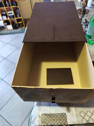 Authentica louis vuitton box - authentica,
