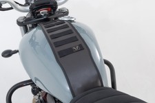 4451-LEGEND GEAR Motorcycle