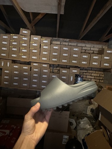 Autentica adidas yeezy slides - adidas,
