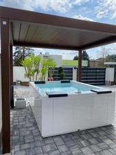 piscina idromassaggio