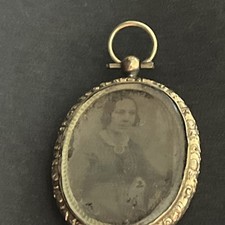 Dagherrotipo Ritratto di donna in ciondolo, 1855/65.