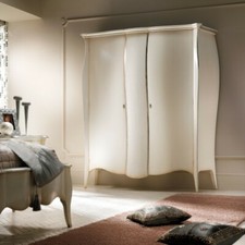 ARMADIO LEGNO BOMBATO LACCATO