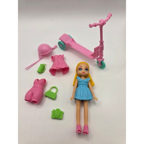 Playset bambola bionda piccola