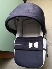 Inglesina OTUTTO Navetta blu con supporto per culla stand up e materassino