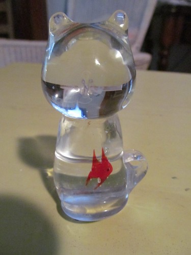Statuina fermacarte pesce
