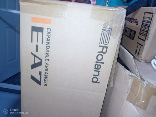 Roland ea7 61 - roland, keyboard