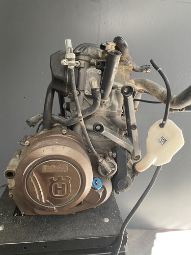 Husqvarna supermoto enduro - supermoto, 701