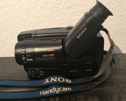 Sony ccd tr650e 12x - 12x, zoom