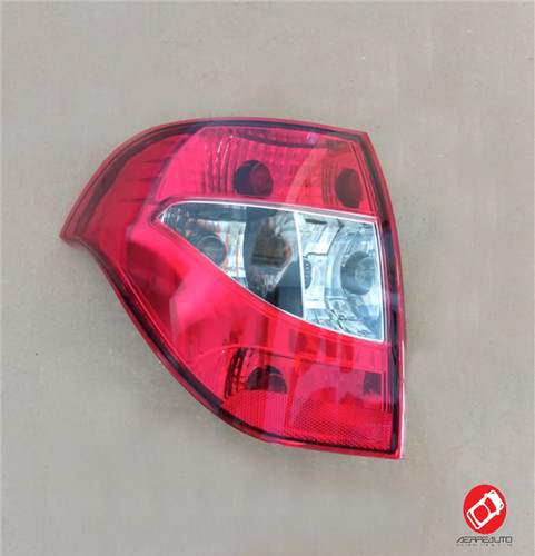 8ap008 fanale posteriore - fanale,