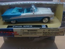 OLDSMOBILE SUPER 88 1955