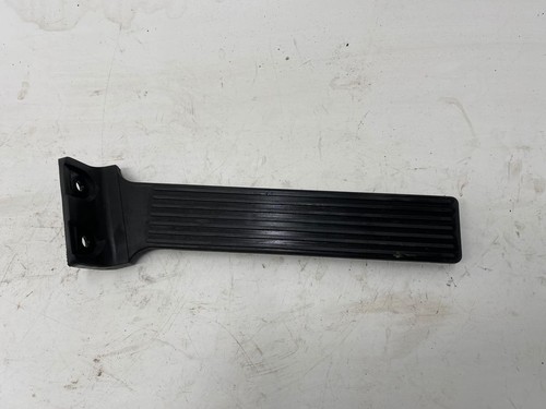 Porsche 911 1974 - , acceleratore
