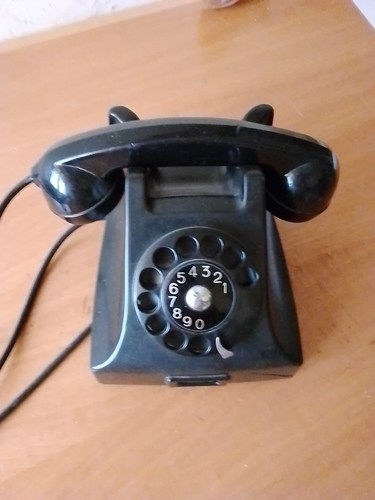 Antico telefono fatne - telefono, in