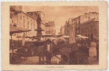 Cartolina Verona_Piazza Erbe_mercato_Calc. Cavadini n. 3_non viaggiata
