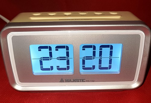 New majestic 132 radio - new,