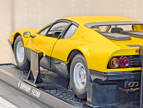 Kyosho ferrari 512bb - 1/18,