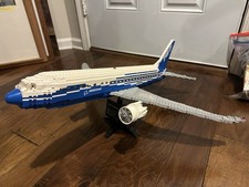 LEGO Boeing 787 Dreamliner