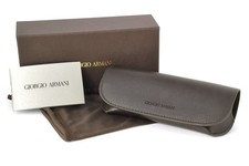 Nuova custodia occhiali