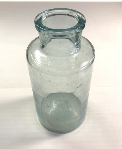 Vecchio vaso contenitore - vaso,