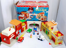 Vintage Fisher Price 997 Play Famiglia Villaggio Set Giochi Di 1973 con Figure &