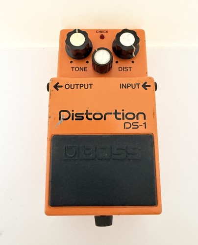Boss distortion 1982 - boss,