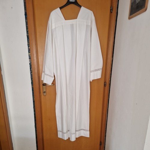 Camice sacerdotale