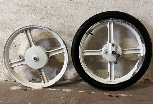 Coppia ruote cerchi lega - in,