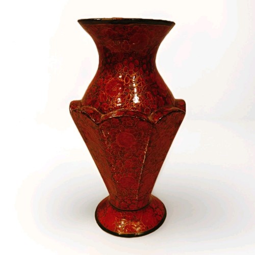 Vaso floreale rosso reale