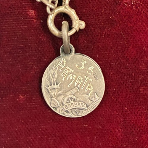 1590 medaglietta della 3 - 1590, 3^