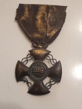 medaglia tutta metallica