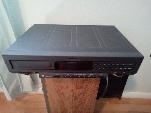 Philips 900 series cd910 - series, cd910/17s