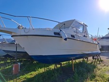 Barca a motore usata 8,5 metri