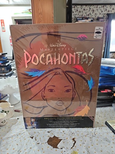 Disney collector box - disney,