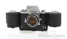 Nikon F fotocamera cromata
