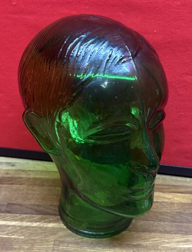Espositore testa scultura