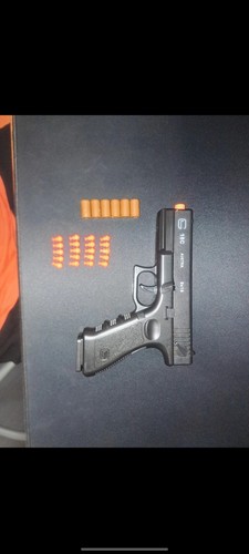 Pistola giocattolo - pistola,
