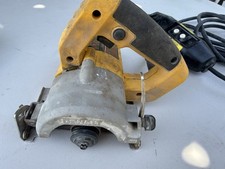DeWALT DWC860W Seghetto per Muratura ELETTRICO HD 4-3/8'' 10,8 Ampere per Ricambi o Non Funzionante
