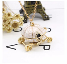 Collana carrozza zucca