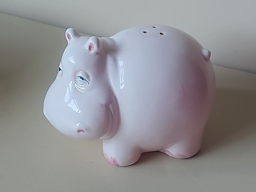 Vintage novelty pepper pot - novelty,