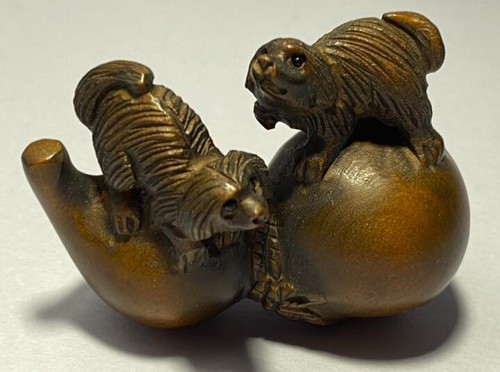 Netsuke cane animale famiglia