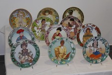 11 piatti da collezione Unicef