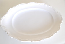 Plat ovale de service blanc -