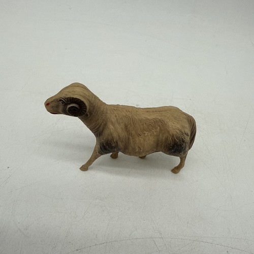 Modellino pecora ram