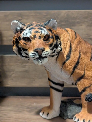 Statua tigre living stone - tigre, inc